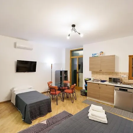 Dante For Group And Family By Houseinnaples Naples