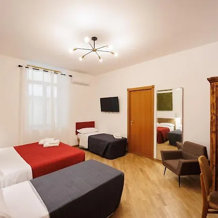 Apartment Dante For Group And Family By Houseinnaples